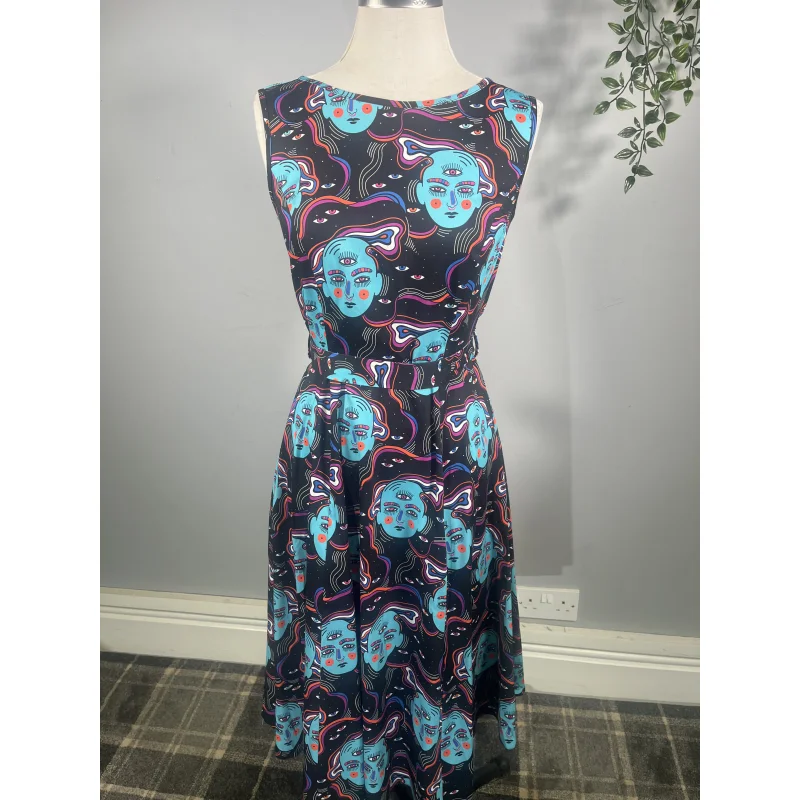 Hepburn Dress - Third Eye (08)